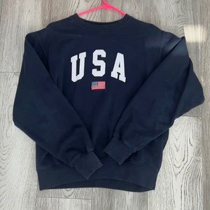 Brandy Melville USA crewneck